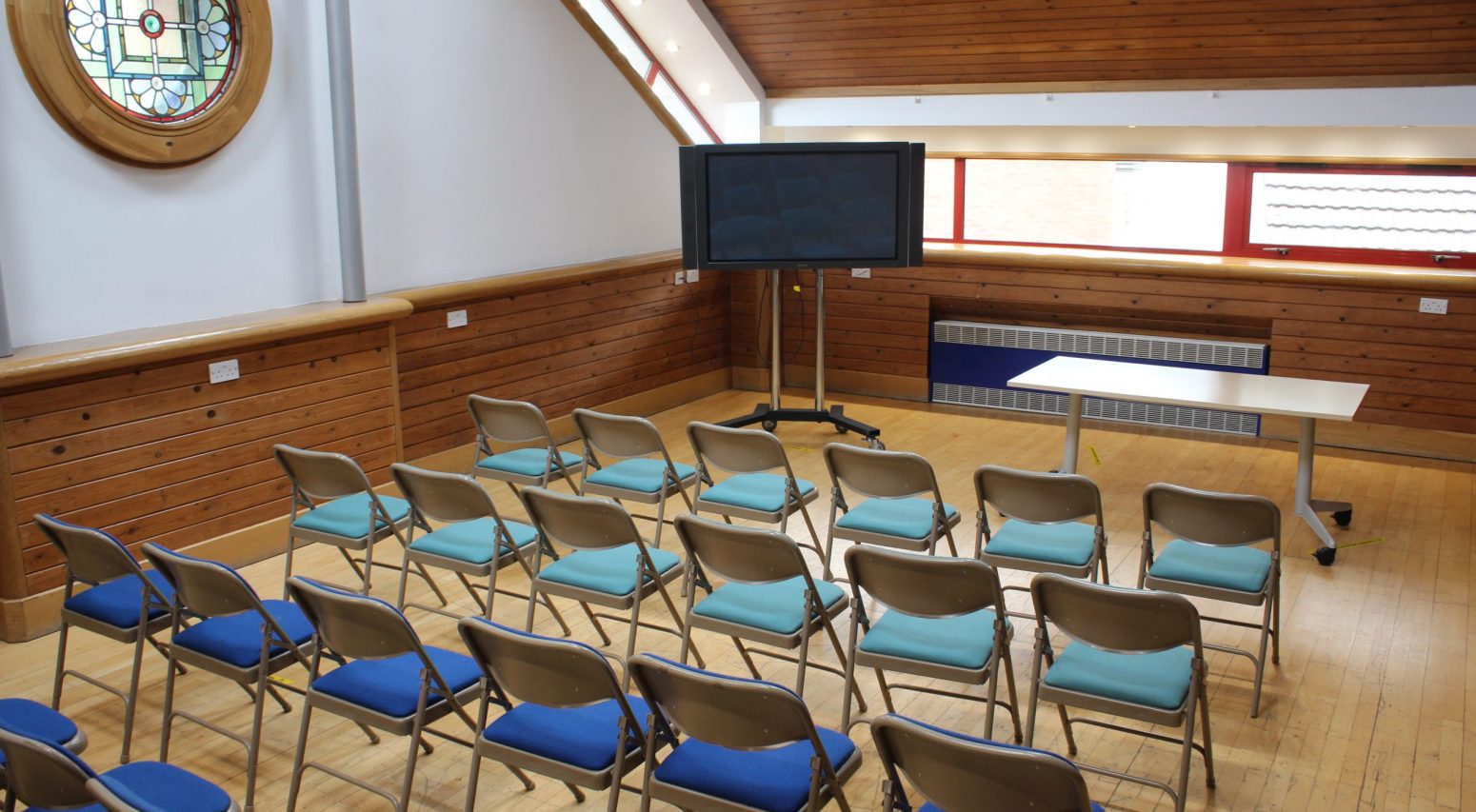 Vestry 2 Llogi Ystafell